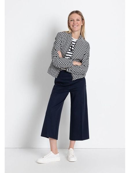 More & More Kurtka w kolorze biało-czarnym rozmiar: 40. Białe kurtki damskie MORE & MORE, bez wzorów, bez kaptura. Za 237.73 zł.