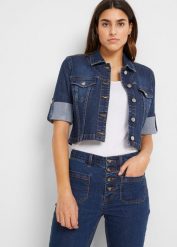 Krótka kurtka jeansowa, rękawy 3/4. Niebieskie kurtki damskie bonprix, bez wzorów, z jeansu, bez kaptura. Za 147.99 zł.