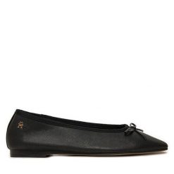 Baleriny Tommy Hilfiger. Czarne baleriny damskie Tommy Hilfiger, bez wzorów, bez obcasa. Za 239.99 zł.