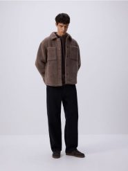 Jeansy baggy tapered - czarny. Czarne jeansy męskie Reserved. Za 159.99 zł.