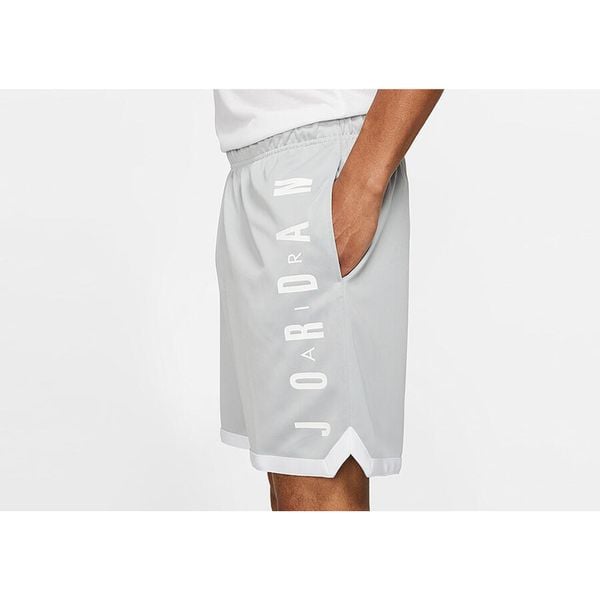 Spodenki męskie nike air jordan jumpman graphic knit shorts light smoke grey. Szare szorty męskie Nike, na lato, bez wzorów. Za 199.00 zł.