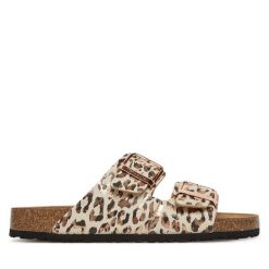 Klapki Tamaris. Brązowe klapki damskie Tamaris, bez wzorów, bez obcasa. Za 259.99 zł.