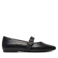 Półbuty Vagabond Shoemakers. Czarne półbuty damskie Vagabond Shoemakers, bez wzorów, bez obcasa, na płaskiej podeszwie. Za 269.99 zł.