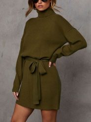 LA Angels Sukienka w kolorze khaki rozmiar: S. Brązowe sukienki damskie LA Angels, s, bez wzorów, ze splotem, bez kołnierzyka, bez ramiączek, mini. Za 214.70 zł.