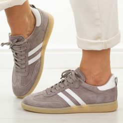 Khaki skórzane półbuty damskie Cambell 98326. Brązowe półbuty damskie Cambell, bez wzorów, z jeansu, biznesowe, bez obcasa, na płaskiej podeszwie. Za 229.00 zł.