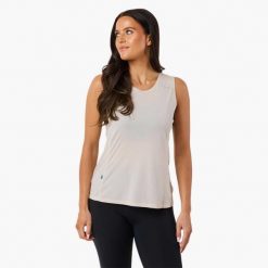 Koszulka na ramiączkach trening damska Swedemount Ultra Light Tanktop. Zielone bluzki damskie SWEDEMOUNT, bez wzorów, z syntetyku, sportowe, bez kołnierzyka, bez ramiączek. Za 99.99 zł.