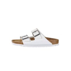 Klapki damskie Birkenstock Arizona Bf. Białe klapki damskie Birkenstock, bez wzorów, z materiału, bez obcasa. Za 339.00 zł.