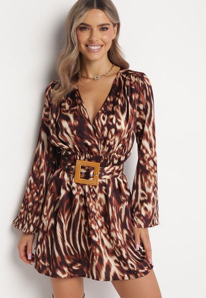 Brązowa Rozkloszowana Sukienka Mini z Paskiem Siressi. Brązowe sukienki damskie Born2be, na co dzień, l, bez wzorów, eleganckie, bez kołnierzyka, bez ramiączek, mini, dopasowane. Za 109.99 zł.