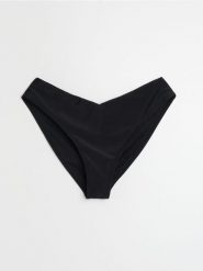 Dół od bikini w kształcie litery V - czarny. Czarne bikini damskie Sinsay, bez wzorów. Za 25.99 zł.