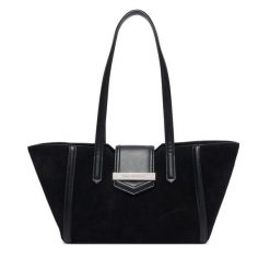 Torebka KARL LAGERFELD. Czarne torebki klasyczne damskie Karl Lagerfeld, bez wzorów, bez dodatków. Za 1,499.00 zł.