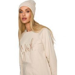 Czapka Beanie z Haftem - Piaskowa. Brązowe czapki zimowe damskie MOE, z bawełny. Za 96.90 zł.