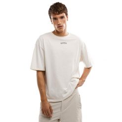 Męski luźny T-shirt Lifestyle Siroko IBZ Ibi Ivory. Brązowe t-shirty męskie SIROKO, m, bez wzorów, z bawełny, bez kołnierzyka. Za 126.00 zł.