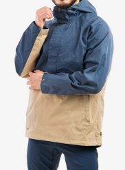 Kurtka męska Fjallraven Vardag Anorak. Niebieskie kurtki outdoor męskie Fjällräven, m, bez wzorów, bez kaptura. Za 698.49 zł.