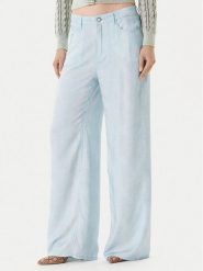 Guess Spodnie materiałowe 176485 Niebieski Slim Fit. Niebieskie spodnie materiałowe damskie Guess, z aplikacjami, z materiału. Za 367.00 zł.