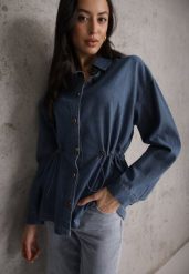 Niebieska Koszula z Bawełny Ściągana w Talii Troczkami Hettia. Niebieskie koszule damskie Renee, l, bez wzorów, z bawełny, eleganckie, bez kołnierzyka, bez ramiączek. Za 119.99 zł.