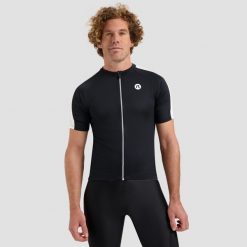 Koszulka rowerowa męska Rogelli Explore. Czarne t-shirty sportowe męskie Rogelli, m, z materiału, bez ramiączek, rowerowe. Za 189.99 zł.
