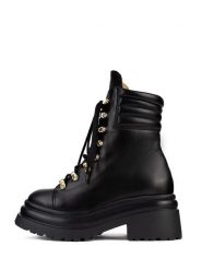 Loft37 Skórzane botki w kolorze czarnym rozmiar: 40. Czarne botki damskie loft37, ze skóry, bez obcasa, bez zapięcia. Za 587.99 zł.