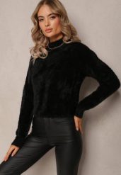 Czarny Dzianinowy Sweter z Dłuższym Włosiem i Półgolfem Christiam. Czarne swetry klasyczne damskie Renee, z dzianiny, bez kołnierzyka. Za 59.99 zł.
