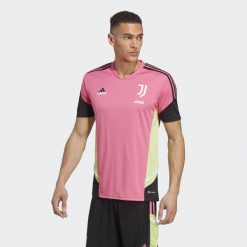 Koszulka treningowa Juventus Condivo 2022/23. Czerwone t-shirty sportowe męskie Adidas, l, z materiału, bez ramiączek, do piłki nożnej. Za 249.30 zł.