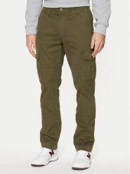 Guess Spodnie materiałowe M4BB39 WGC21 Zielony Regular Fit. Zielone spodnie materiałowe męskie Guess, z aplikacjami, z bawełny. Za 249.99 zł.