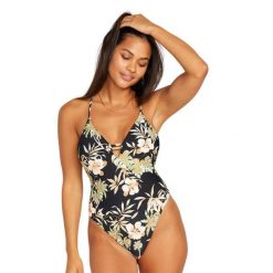 Strój kąpielowy jednoczęściowy Volcom For The Tide. Czarne stroje jednoczęściowe damskie Volcom, xs, bez wzorów. W wyprzedaży za 344.95 zł.