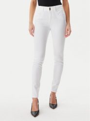 Guess Jeansy W5GA34D5N72 Biały Slim Fit. Białe jeansy damskie Guess. Za 297.99 zł.