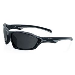 Okulary przeciwsłoneczne nietonące z polaryzacją unisex OPC Hydro AquaRider Cat. Czarne okulary przeciwsłoneczne damskie OPC, owalne. Za 249.99 zł.