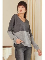 Milan Kiss Sweter w kolorze szarym rozmiar: M. Szare swetry klasyczne damskie Milan Kiss, m, bez kołnierzyka. Za 119.39 zł.