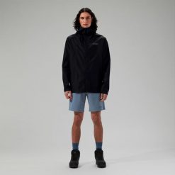Kurtka przeciwdeszczowa męska Berghaus Deluge Pro 3.0. Czarne kurtki męskie Berghaus, l, bez wzorów, sportowe, bez kaptura. Za 459.99 zł.