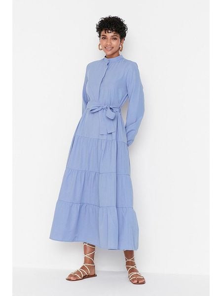 Trendyol Sukienka w kolorze błękitnym rozmiar: 40. Niebieskie sukienki damskie Trendyol, bez wzorów, z tkaniny, bez kołnierzyka, bez ramiączek, maxi. Za 100.28 zł.