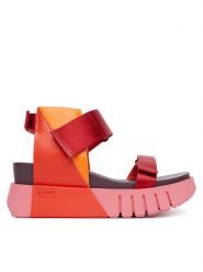 United Nude Sandały Delta Run 1041096416 Czerwony. Czerwone sandały damskie United Nude, bez wzorów, z materiału, bez obcasa, na koturnie. Za 1,049.00 zł.