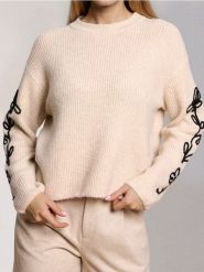 Prążkowany sweter - beżowy. Brązowe swetry klasyczne damskie Sinsay, l, prążkowane, bez kołnierzyka. Za 69.99 zł.