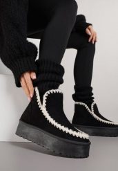 Czarne Śniegowce na Platformie Ozdobione Haftowanym Wzorem Naretusa. Czarne śniegowce damskie Renee, z jeansu. Za 64.99 zł.