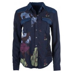Desigual koszula damska Walt XS ciemnoniebieski. Niebieskie koszule damskie Desigual, xs, bez wzorów, bez kołnierzyka, bez ramiączek. W wyprzedaży za 335.00 zł.