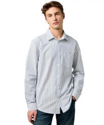 MESKA KOSZULA WRANGLER 1 PKT SHIRT BLUE OXFORD 112372981. Niebieskie koszule męskie Wrangler, l, bez wzorów, bez kołnierzyka, bez ramiączek. Za 169.99 zł.