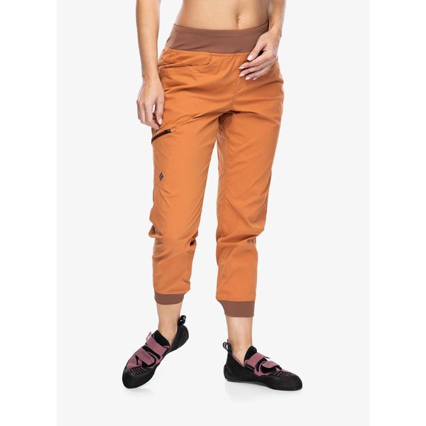 Spodnie damskie Black Diamond Technician Jogger Pants. Brązowe spodnie dresowe damskie Black Diamond, bez wzorów, sportowe. Za 380.05 zł.