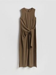 Sukienka maxi z wiskozą - ciemnozielony. Zielone sukienki damskie Reserved, l, bez wzorów, z dzianiny, bez kołnierzyka, bez ramiączek, maxi, dopasowane. Za 139.99 zł.