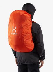 Pokrowiec na plecak Haglofs Raincover Small - habanero. Czerwone plecaki damskie Haglöfs, bez wzorów, z materiału. Za 175.99 zł.