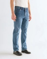 MESKIE SPODNIE WRANGLER STRAIGHT MID STONE 112126011. Spodnie materiałowe męskie Wrangler, bez wzorów, z jeansu. Za 179.99 zł.