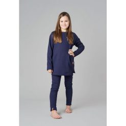 Bluza "Mayra" w kolorze granatowym. Niebieskie bluzy dziewczęce Reima, bez wzorów, bez ramiączek, bez kaptura. W wyprzedaży za 89.95 zł.