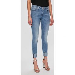 Only - Jeansy Carmen. Niebieskie jeansy damskie Only. W wyprzedaży za 59.90 zł.