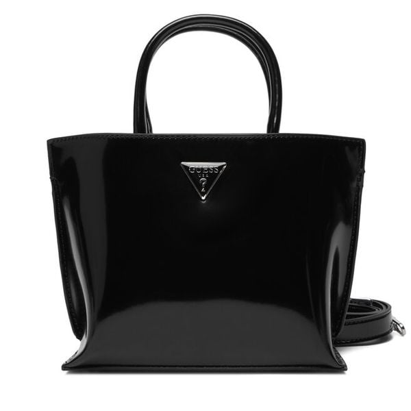 Torebka Guess. Czarne torebki klasyczne damskie Guess, z aplikacjami, bez dodatków. Za 530.99 zł.