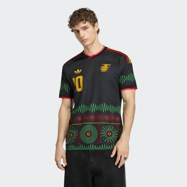 Koszulka wyjazdowa Jamaica 26. Czarne t-shirty sportowe męskie Adidas, bez ramiączek, do piłki nożnej, climacool (adidas). Za 439.00 zł.