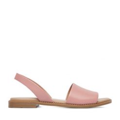 Sandały Lasocki. Czerwone sandały damskie Lasocki, bez wzorów, bez obcasa, na płaskiej podeszwie. Za 139.99 zł.