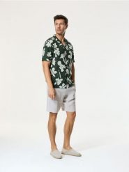 Lniana koszula regular fit - wielobarwny. Koszule męskie Reserved, l, bez wzorów, bez kołnierzyka, bez ramiączek. Za 159.99 zł.