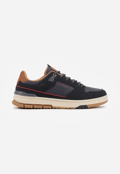 Granatowe Buty Sportowe Sneakersy Ozdobione Tłoczeniem i Napisami Hermala. Niebieskie buty sportowe na co dzień męskie Born2be, z jeansu, bez zapięcia. Za 139.99 zł.