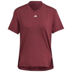 Koszulka damska adidas Versatile Tee burgundowa - materiał elastyczny, Aeroready. Czerwone t-shirty damskie Adidas, xs, bez wzorów, z elastanu, bez kołnierzyka. Za 128.99 zł.