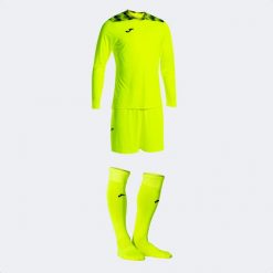 Zestaw bramkarski Joma Zamora VIII. Niebieskie szorty męskie Joma, m, z elastanu, do piłki nożnej. Za 219.99 zł.