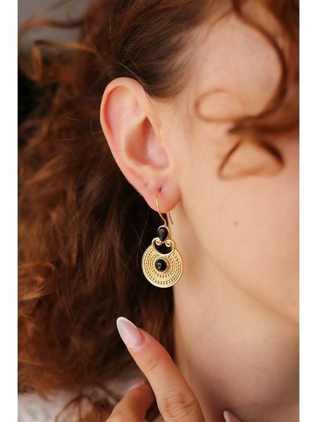 Pierres delicates Pozłacane kolczyki z kwarcem dymnym rozmiar: onesize. Żółte kolczyki damskie Pierres delicates, z kwarcem, pozłacane, z zapięciem typu bigiel. Za 104.64 zł.