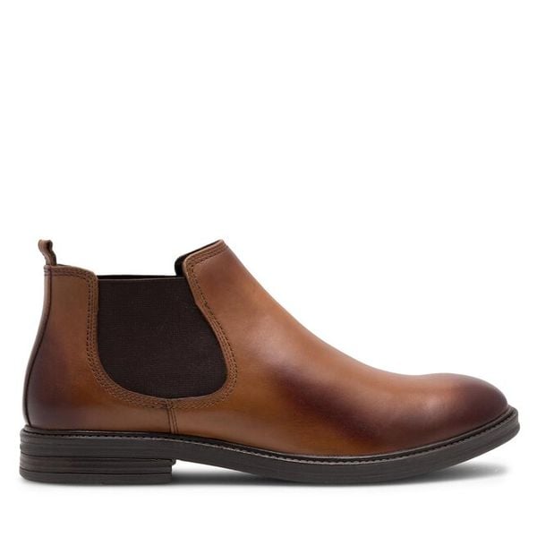 Sztyblety Lasocki. Brązowe sztyblety męskie Lasocki, bez zapięcia. Za 199.99 zł.